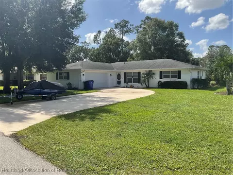 1570 Spring Ln, Lake Placid, FL 33852