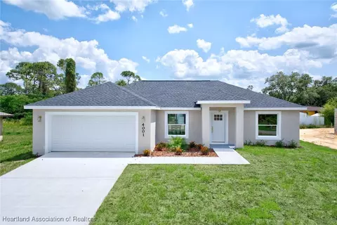 4001 Simca St, Sebring, FL 33872