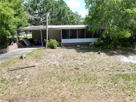 7890 King James Dr, Sebring, FL 33876