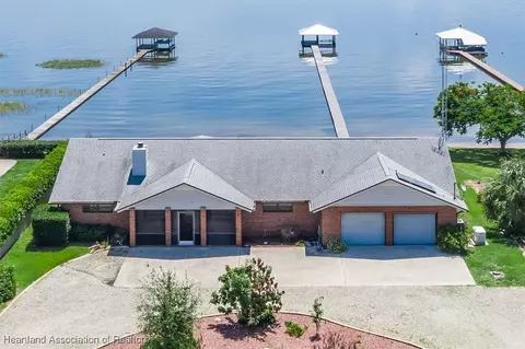 3955 Placid View Dr, Lake Placid, FL 33852