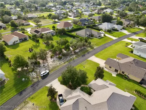 2719 Island Dr, Sebring, FL 33872 photo 3
