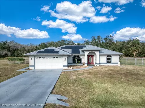 7009 Parkwood St, Sebring, FL 33876
