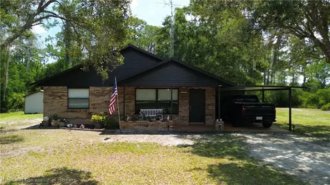 2430 Gresham St, Sebring, FL 33875