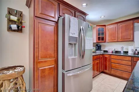 Kitchen - 1660 E Main St, Bartow, FL 33830 photo 2 of 6