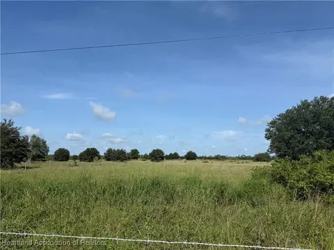 63 Joyner Rd, Venus, FL 33960 photo 3