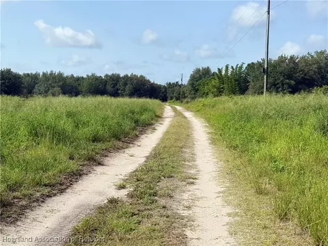 63 Joyner Rd, Venus, FL 33960 photo 5