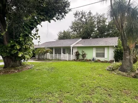 5321 Riverway Dr, Sebring, FL 33875