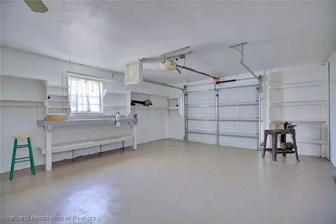 210 Eagle Ave, Sebring, FL 33870 photo 9