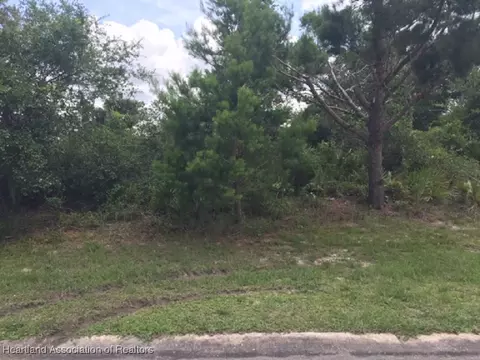 6347 Columbus Blvd, Sebring, FL 33872 photo 2