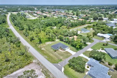 6930 Spumoni St, Sebring, FL 33872 photo 3
