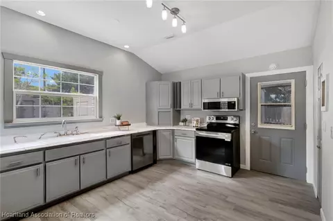 Kitchen - 107 Spring Garden Rd, Sebring, FL 33870 photo 2 of 3