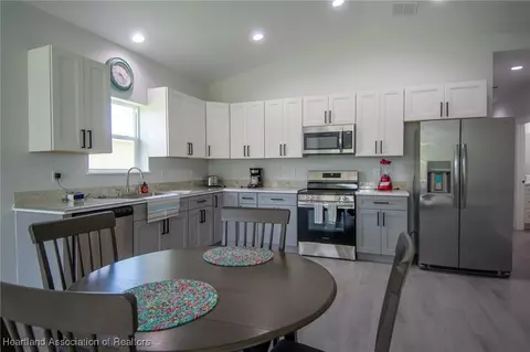 6427 Okinawa Ave, Sebring, FL 33876 photo 9