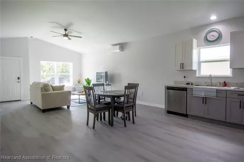 6427 Okinawa Ave, Sebring, FL 33876 photo 5