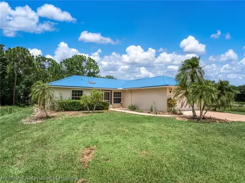 127 Blue Moon Ave, Lake Placid, FL 33852
