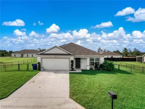 4728 Adrienne St, Sebring, FL 33872