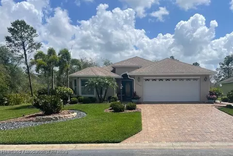 3929 Puma Dr, Avon Park, FL 33825