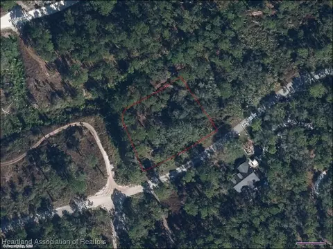 3323 Lake Hill Dr, Lake Placid, FL 33852