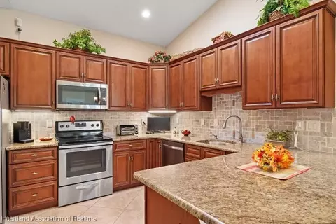 Kitchen - 1624 Marble St, Sebring, FL 33870 photo 1 of 4