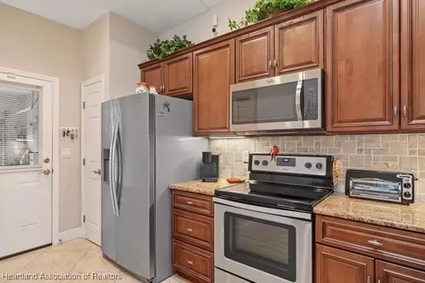 Kitchen - 1624 Marble St, Sebring, FL 33870 photo 3 of 4