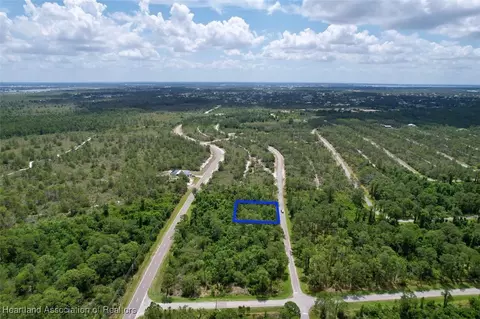 6834 Virtudes St, Sebring, FL 33872