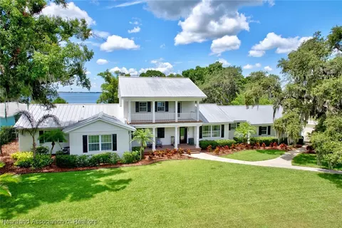 2581 Lakeview Dr, Sebring, FL 33870