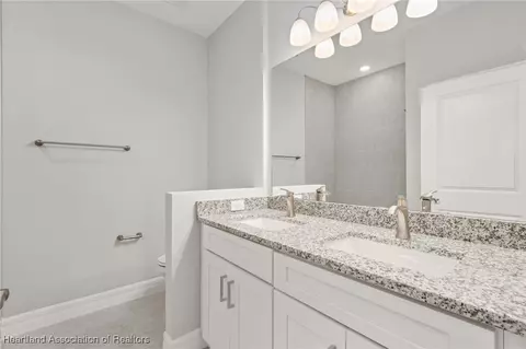 Bath - 5289 Pebble Beach Dr, Sebring, FL 33872 photo 6 of 8