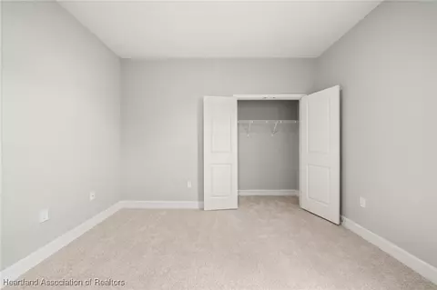 Bedroom - 5289 Pebble Beach Dr, Sebring, FL 33872 photo 7 of 13