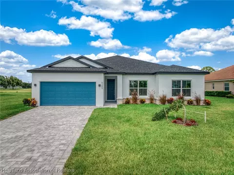 5289 Pebble Beach Dr, Sebring, FL 33872