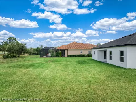 Exterior - 5289 Pebble Beach Dr, Sebring, FL 33872 photo 6 of 6