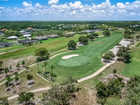 View/Area - 5289 Pebble Beach Dr, Sebring, FL 33872 photo 2 of 7