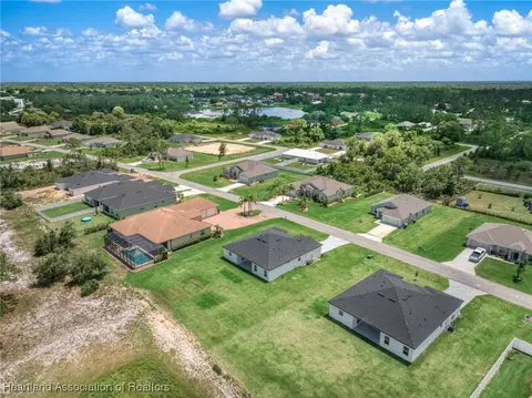 View/Area - 5289 Pebble Beach Dr, Sebring, FL 33872 photo 4 of 7