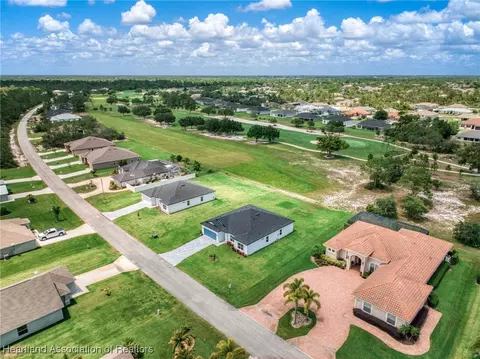 View/Area - 5289 Pebble Beach Dr, Sebring, FL 33872 photo 6 of 7