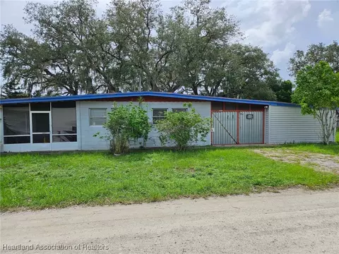 2529 E Don Carlos Ave, Avon Park, FL 33825