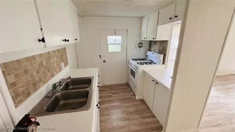 4701 Ferdinand Ave, Sebring, FL 33870 photo 6