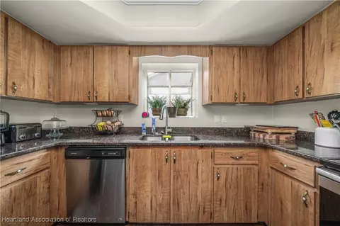Kitchen - 4101 Elson Ave, Sebring, FL 33875 photo 1 of 4