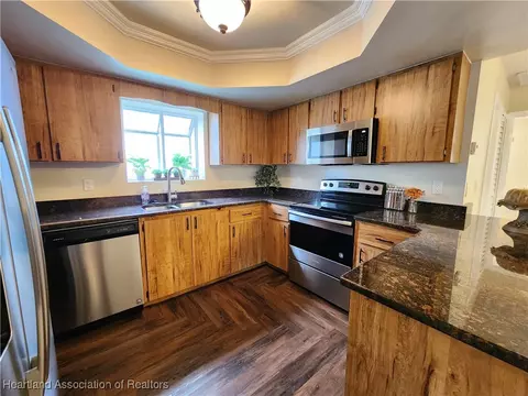 Kitchen - 4101 Elson Ave, Sebring, FL 33875 photo 4 of 4