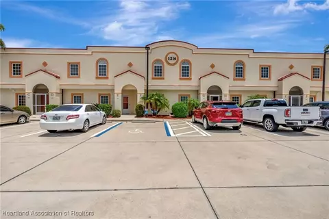 1216 Rio De Janeiro Apt 306 Ave, Punta Gorda, FL 33983