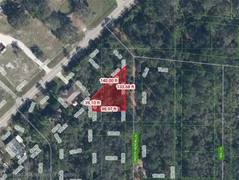 1900 Green Heron Ln, Sebring, FL 33875