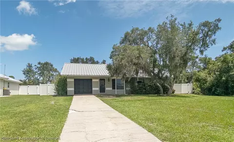 1755 Washington Blvd NW, Lake Placid, FL 33852