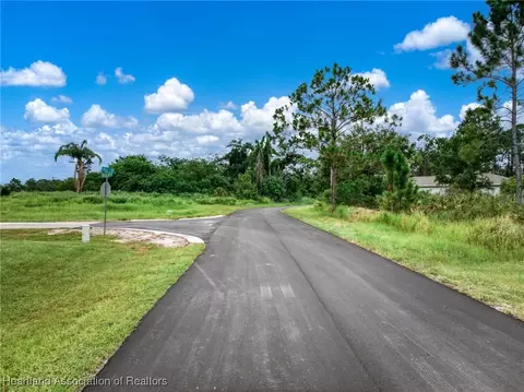 6939 Mexican Hat Dr, Sebring, FL 33872 photo 5