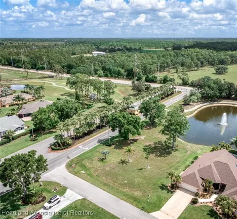 2800 Wynstone Dr, Sebring, FL 33875