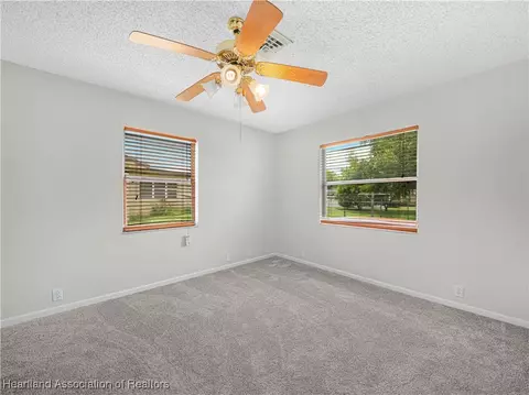 Bedroom - 2410 Sunset Dr, Sebring, FL 33870 photo 3 of 5