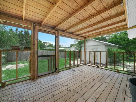 Exterior - 2410 Sunset Dr, Sebring, FL 33870 photo 6 of 9