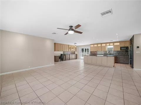 Living - 2410 Sunset Dr, Sebring, FL 33870 photo 1 of 2