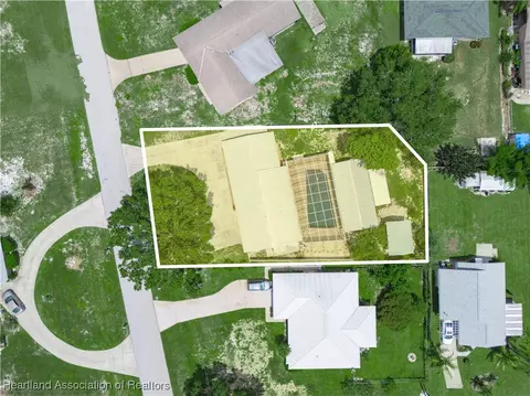 View/Area - 2410 Sunset Dr, Sebring, FL 33870 photo 2 of 2