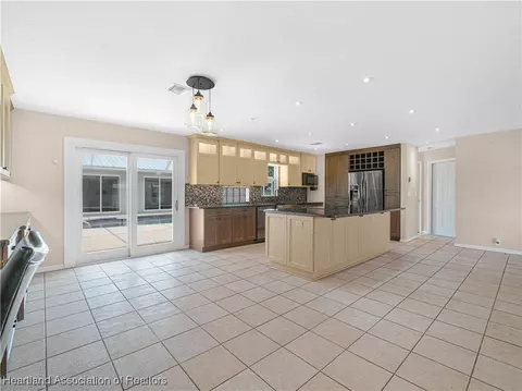 Kitchen - 2410 Sunset Dr, Sebring, FL 33870 photo 1 of 4