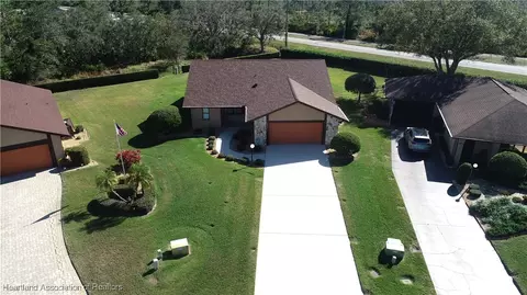 View/Area - 2936 Sugar Pine Cir, Sebring, FL 33872 photo 4 of 7