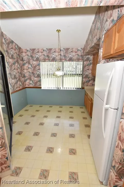 Dining - 2936 Sugar Pine Cir, Sebring, FL 33872 photo 1 of 1