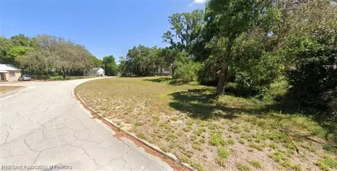 1701 Wolfe Dr, Sebring, FL 33870