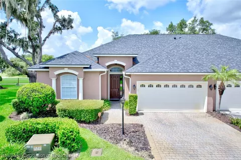3013 Royal Oaks Ct, Sebring, FL 33875